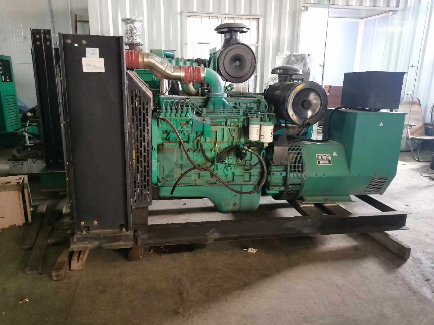 青秀发电机租赁如何确定电缆的承载电流是否在安全范围内？