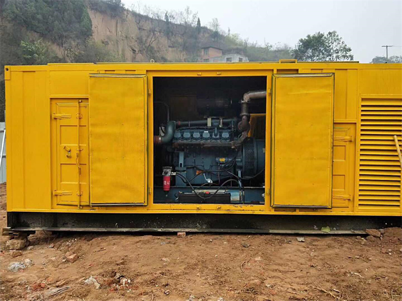 青秀发电机租赁冷却液的沸点降低到多少时需要更换